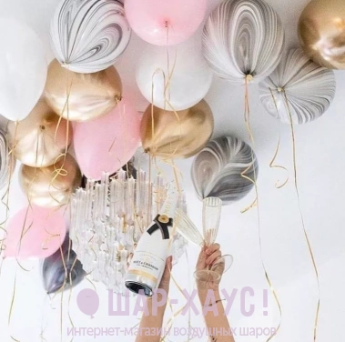 Воздушные шары под потолок "Праздничные" фото