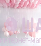 Композиция из шаров в розовых тонах