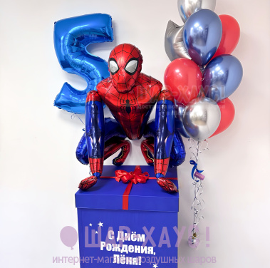 Композиция из шаров с коробкой "Человек Паук" фото