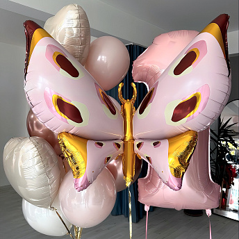 Композиция из шаров "Розовая бабочка" 