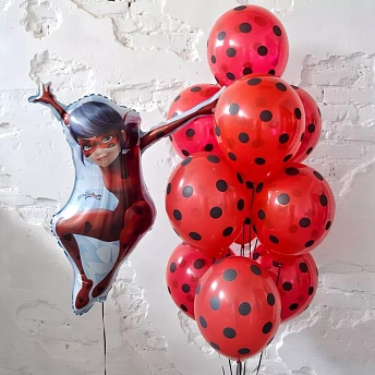 Фонтан из 10 воздушных шаров и фигура "Леди Баг"