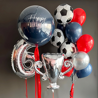 Композиция из шаров "День рождения футболиста в серебре"