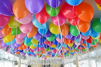 Воздушные шары под потолок "Разноцветные"